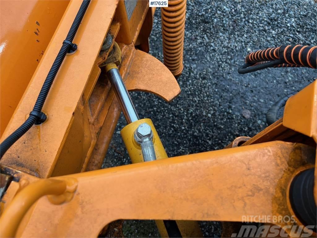  Durso Multimobile plow rig w/ Plow and salt spread Diger kamyonlar