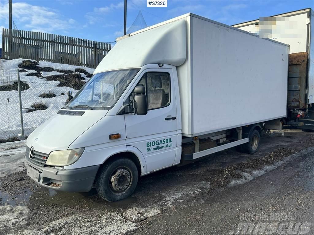Mercedes-Benz 414 Box car with tail lift. Total weight 4600 kgs Diger