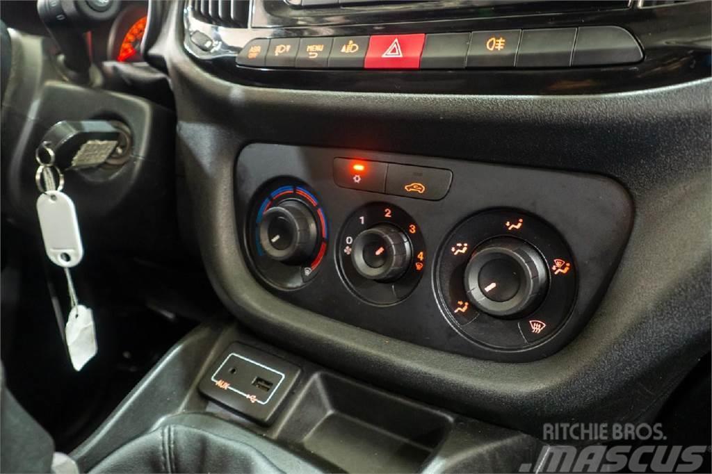 Fiat Dobló CARGO Base Maxi 1.6 Mjet 77kW Carga Aumentad Panel vanlar