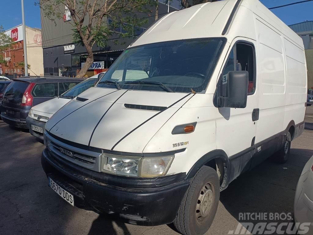 Iveco Daily Ch.Cb. 35 S12 3000mm RS Panel vanlar