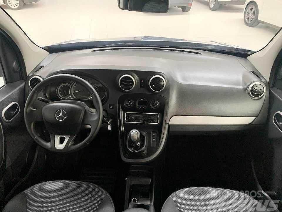 Mercedes-Benz Citan Tourer 111CDI Select Panel vanlar