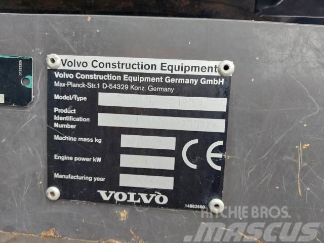 Volvo EC180DL Paletli ekskavatörler
