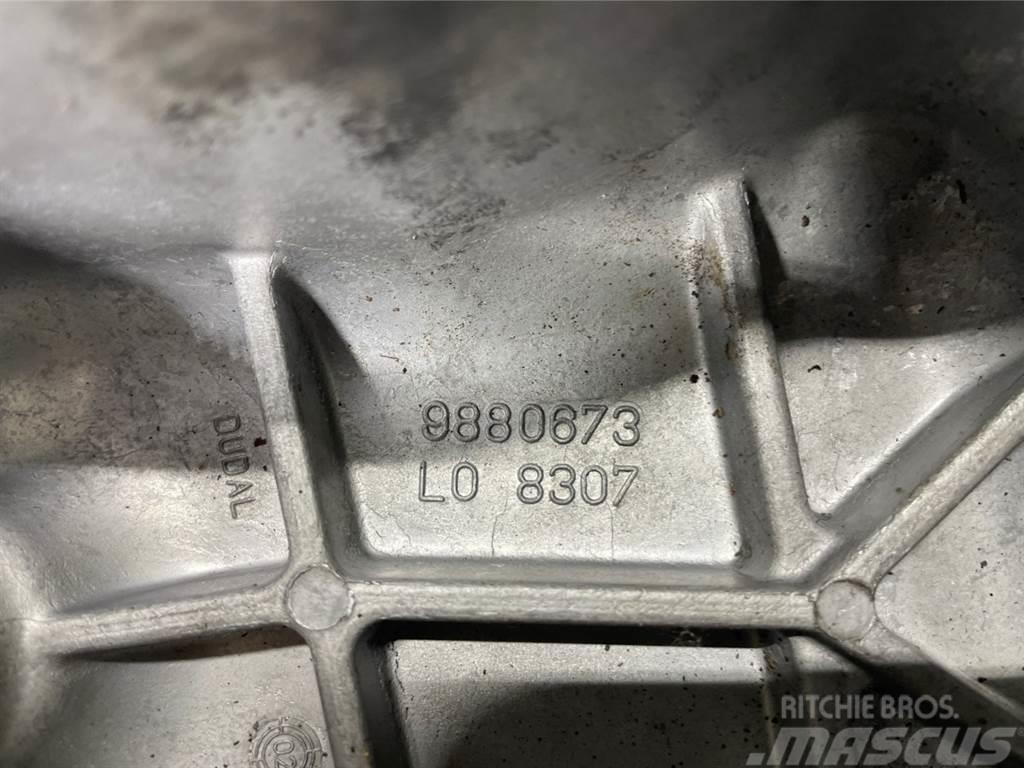 Liebherr L544-9880673-Cilinder head cover Motorlar
