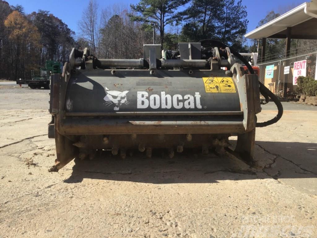 Bobcat 40PSL Beton terbiye makineleri