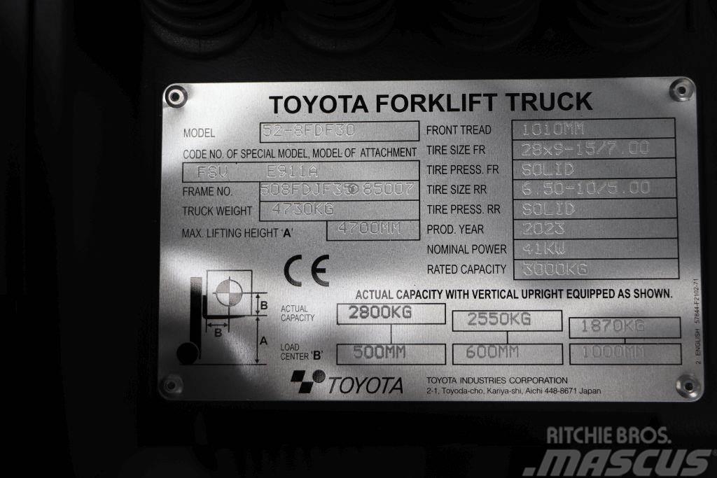 Toyota 52-8FDF30 Dizel forkliftler