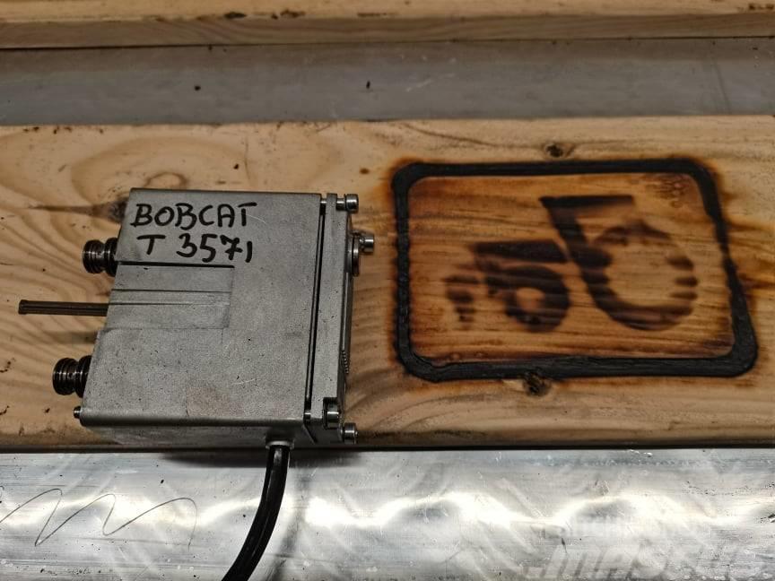 Bobcat T .... {new distributor coil } Motorlar