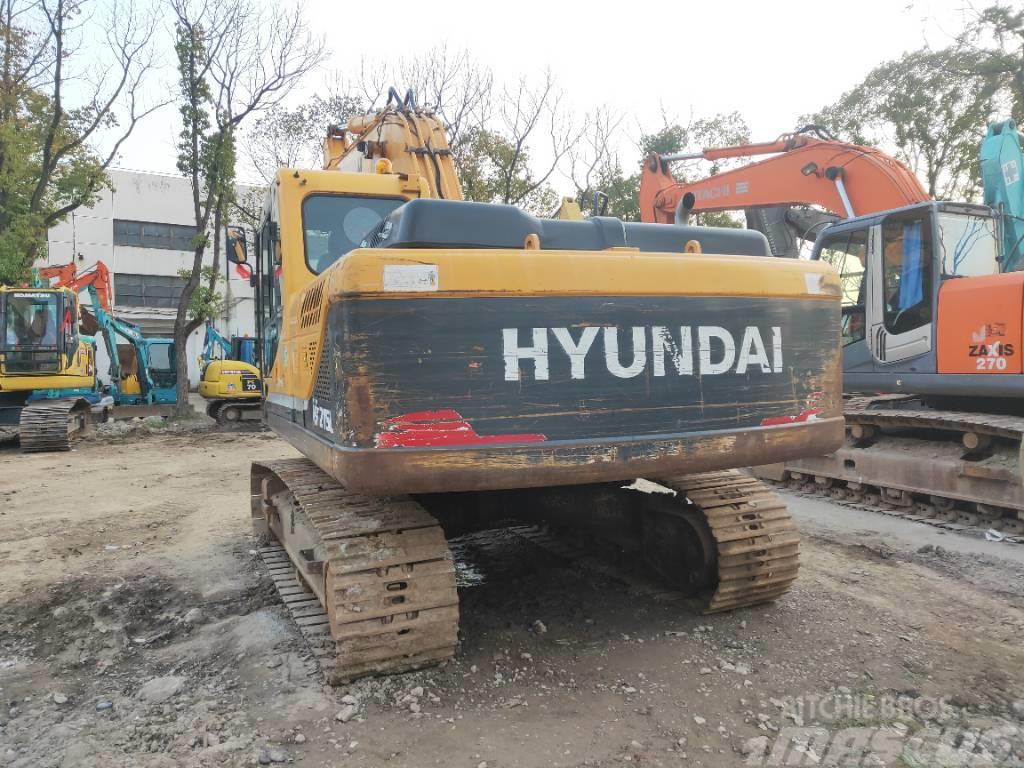 Hyundai R215-9 Paletli ekskavatörler
