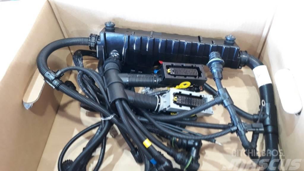 Volvo CABLE HARNESS 22041555 Diger aksam