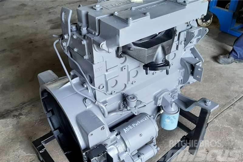 Perkins 1004-4 Engine Diger kamyonlar