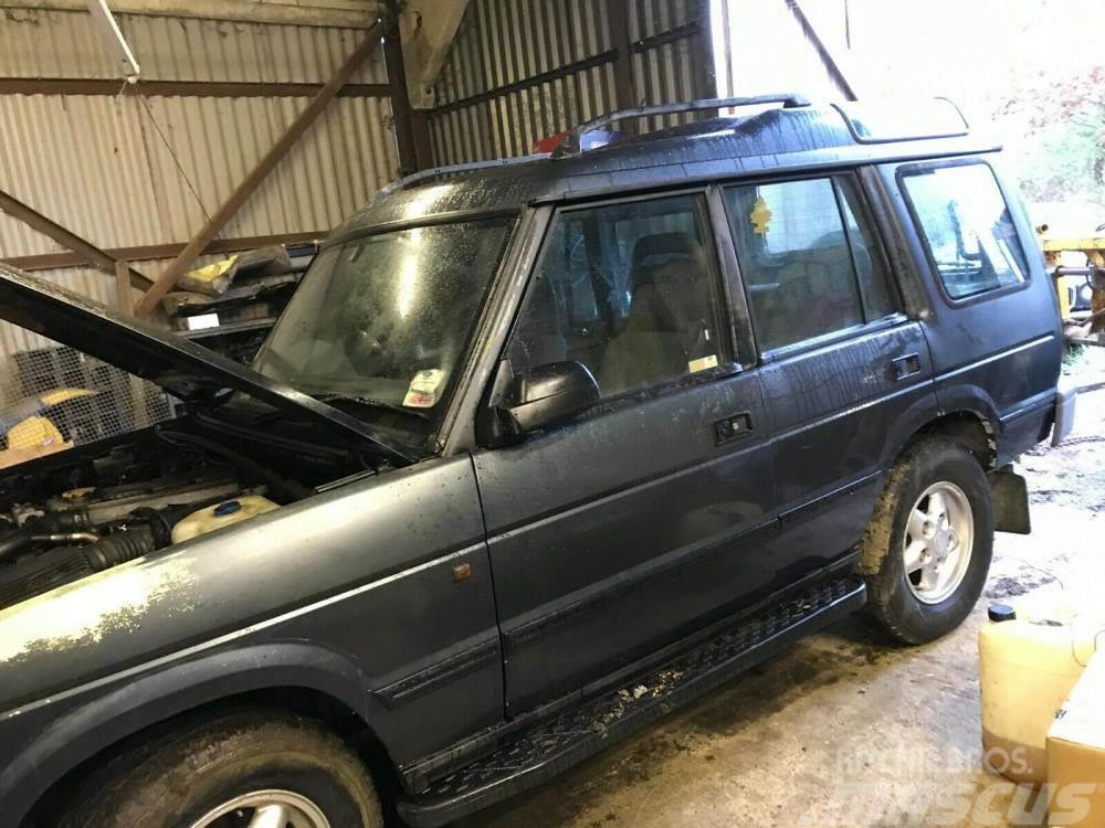 Land Rover Discovery 300 TDi n s front wing £50 Diger