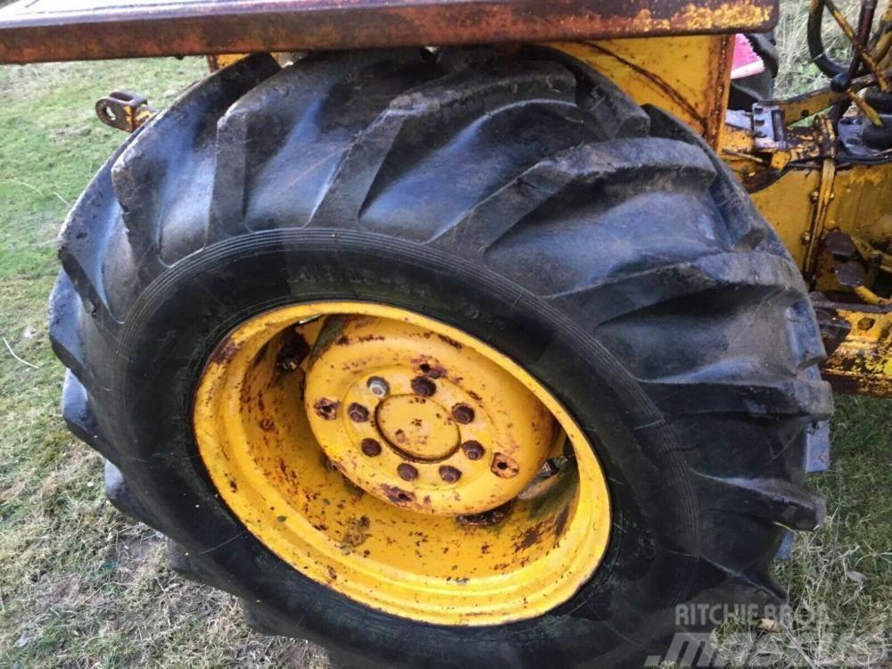Massey Ferguson 135 Loader tractor £1750 Diger parçalar