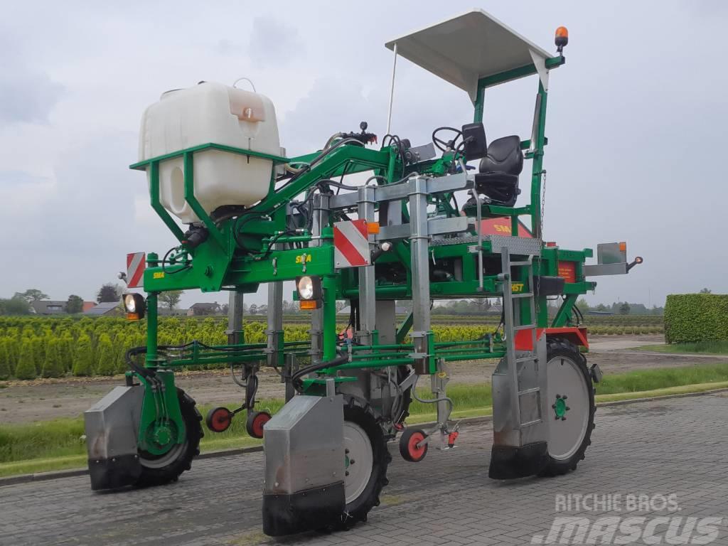  Boomteelt & Fruitteelt Machines Traktörler