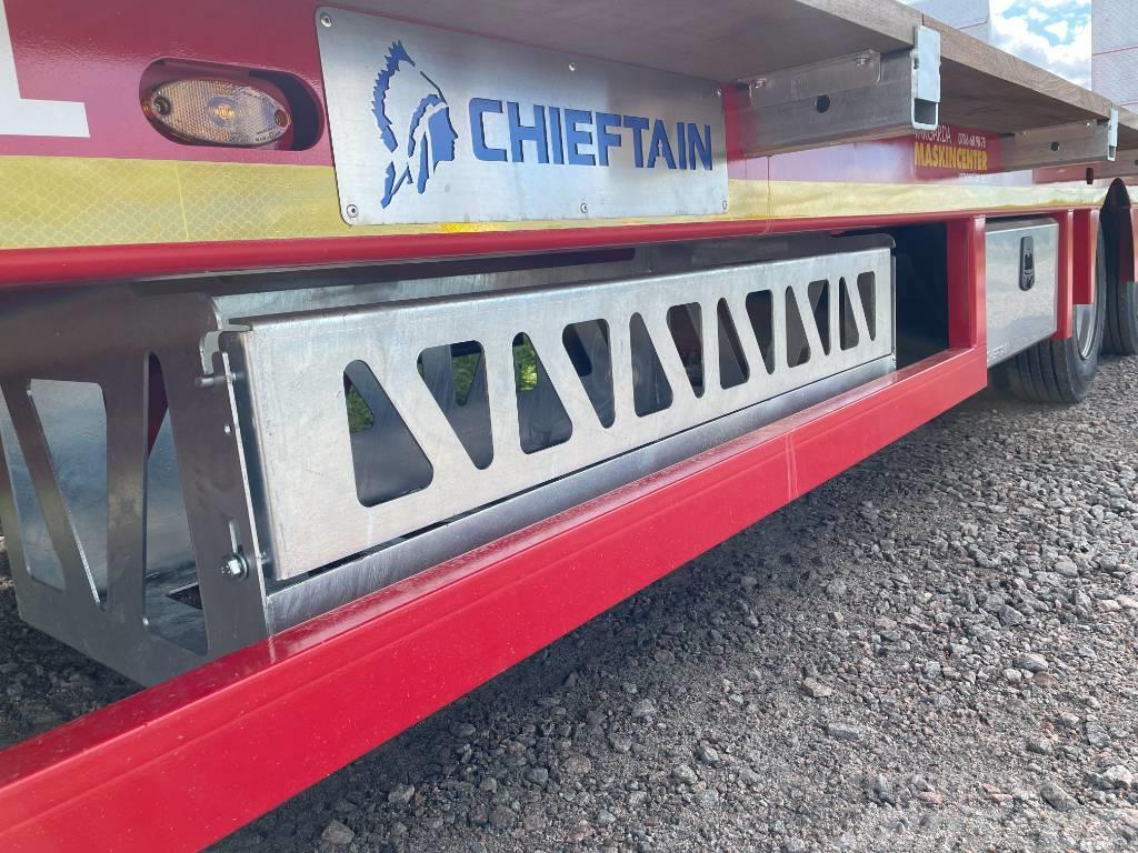 Chieftain XCEL 3-axl maskintransportkärra 28 ton lastvikt Flatbed römorklar
