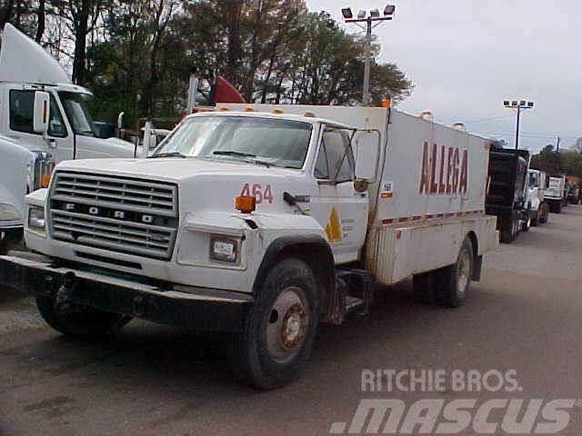 Ford F700 Tankerli kamyonlar
