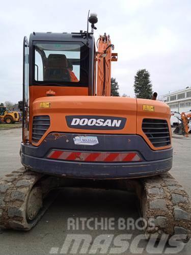 Doosan DX85R-3 Mini ekskavatörler, 7 tona dek