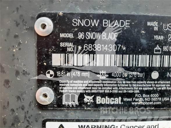 Bobcat 96 SNOW BLADE Biçaklar