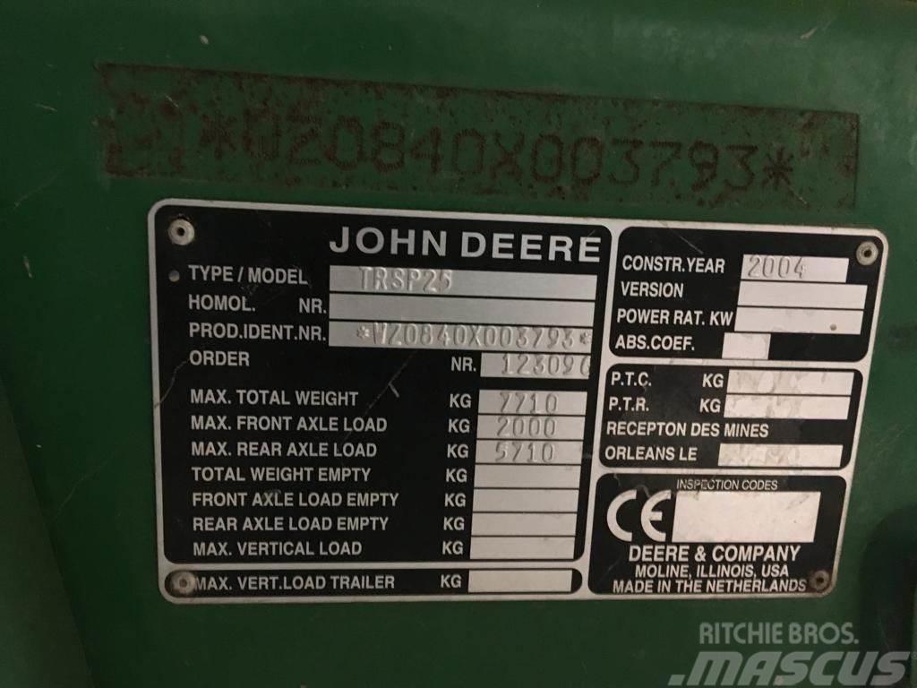John Deere TRSP25 Çekilir pülverizatörler