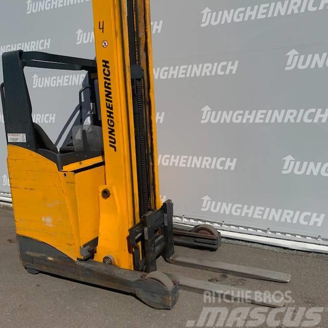 Jungheinrich ETV 216 Reach truck - depo içi istif araçları