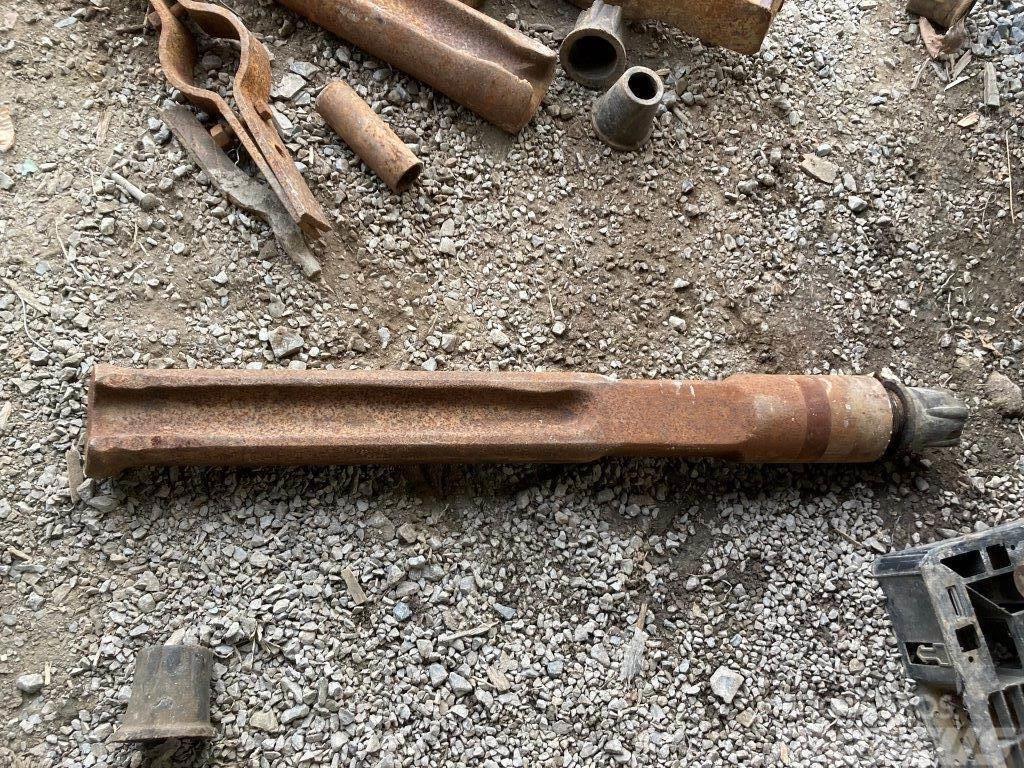  Aftermarket 5.75” x 43” Cable Tool Drilling Chisel Fore kazık ve ankraj makina aksesuar ve yedek parçaları