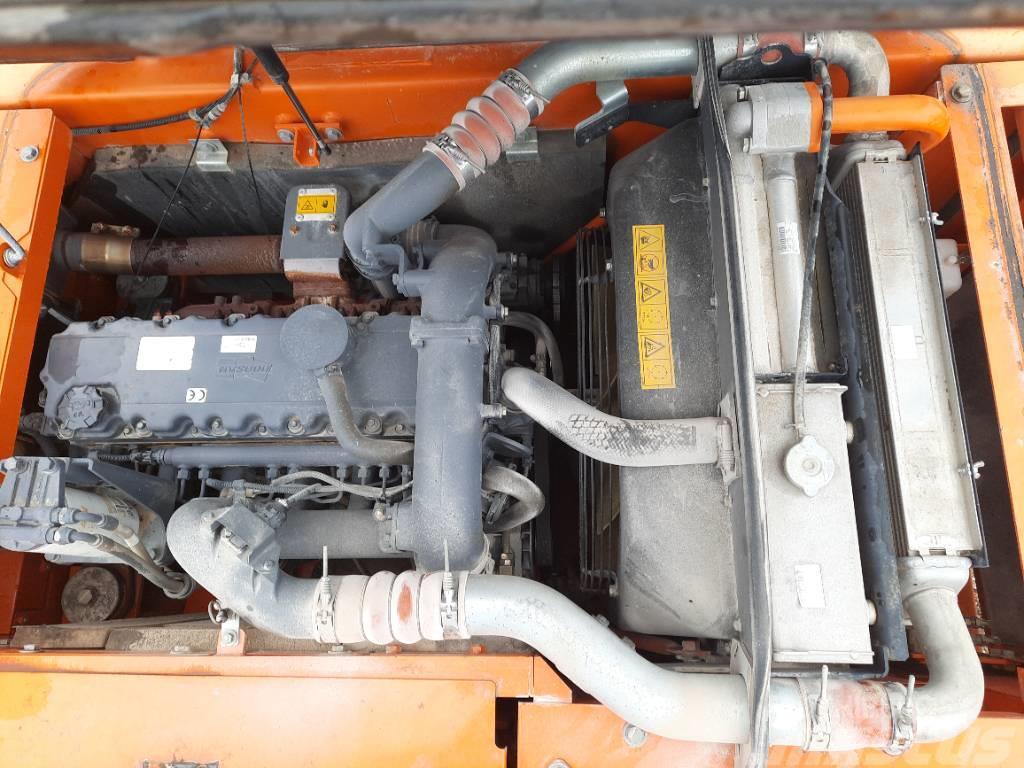 Doosan DX 225 LC Paletli ekskavatörler