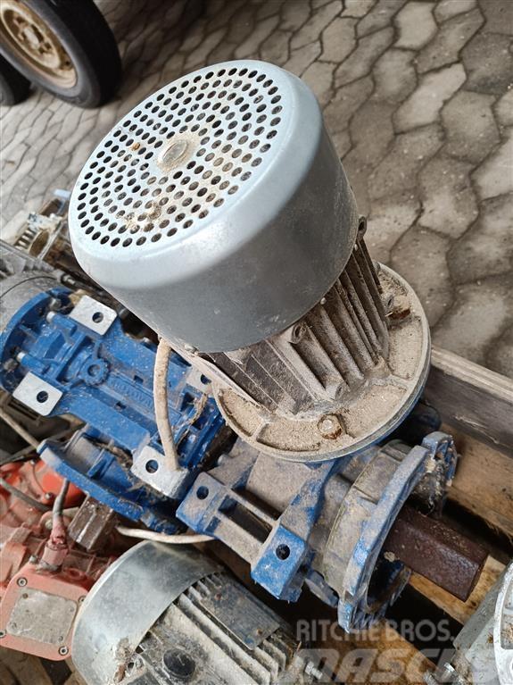  - - -  El motor 0,75 kW  4 stk Diger