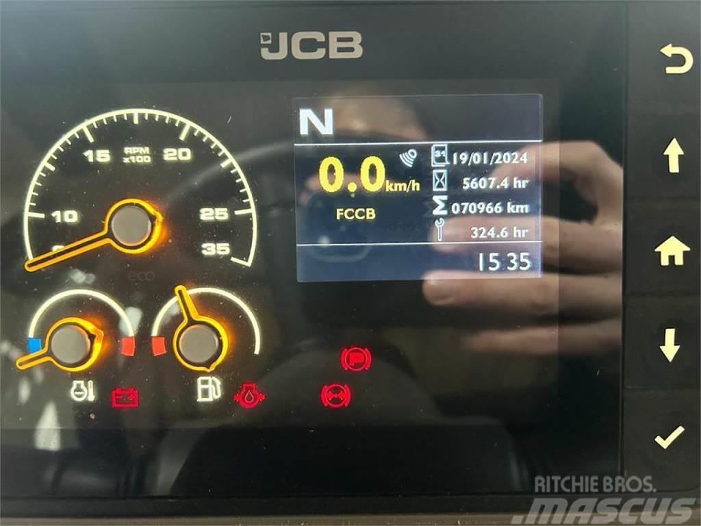 JCB Fasttrac 8330 Traktörler