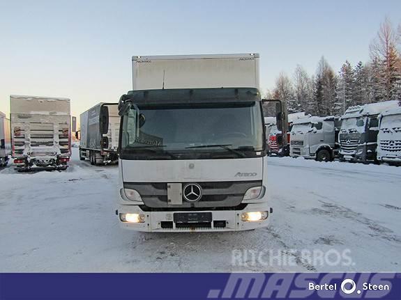 Mercedes-Benz 818L /33 Kapali kasa kamyonlar