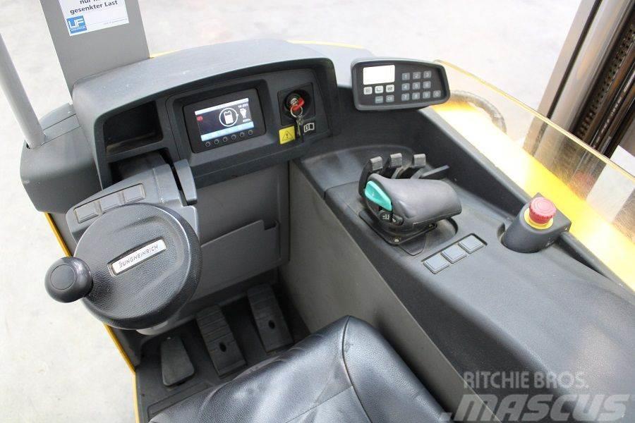 Jungheinrich ETV 112 Reach truck - depo içi istif araçları