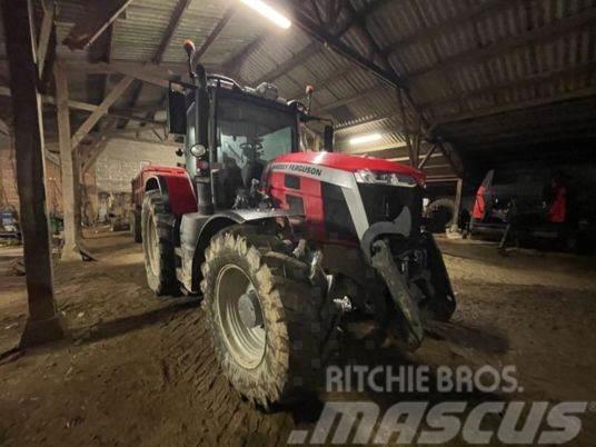 Massey Ferguson 8S225 Traktörler