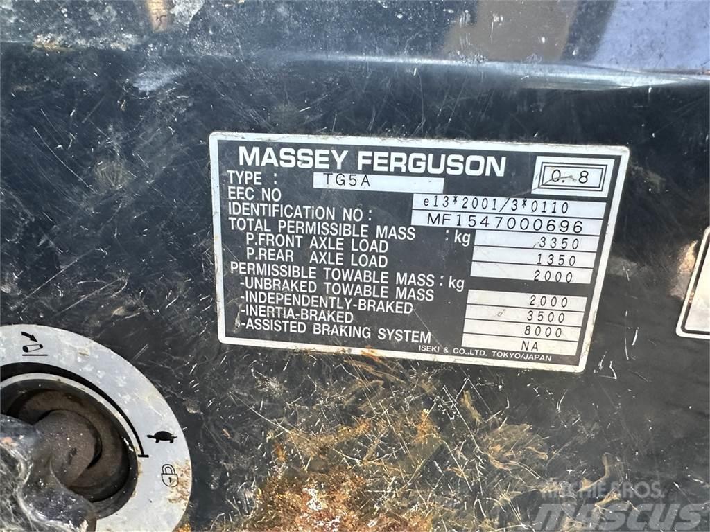 Massey Ferguson 1547 med Frontlæsser Diger