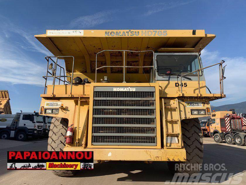 Komatsu HD785-5 Yol disi kaya kamyonu