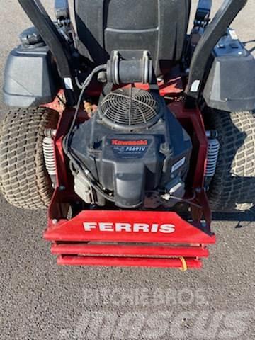 Ferris IS700Z Sıfır dönüşlü çim biçme makineleri