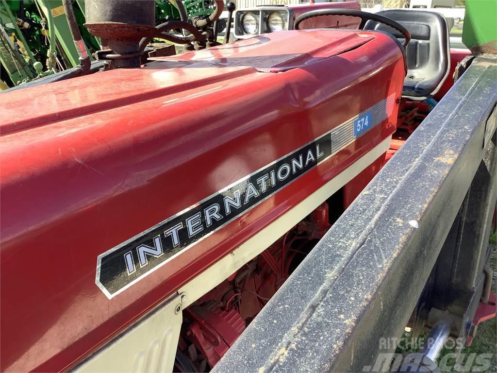International 574 Traktörler