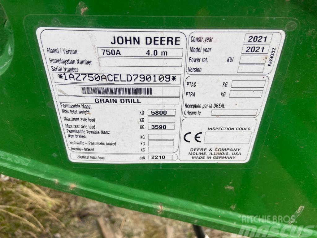 John Deere 750A Mibzerler