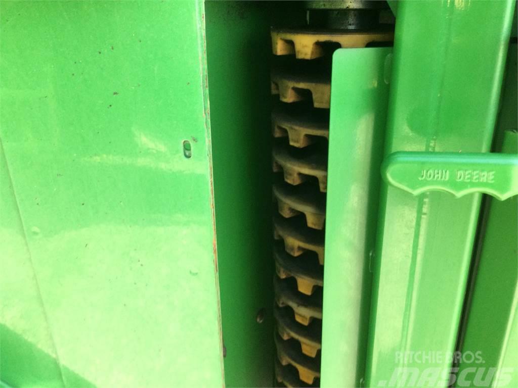 John Deere CP690 Diger hasat ve söküm makinaları