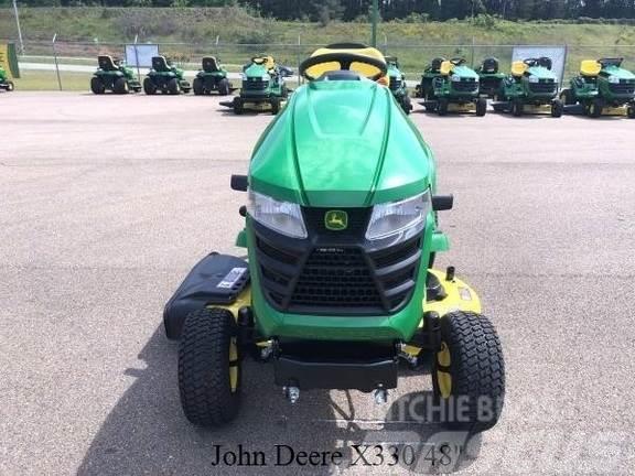 John Deere X330 Traktörler