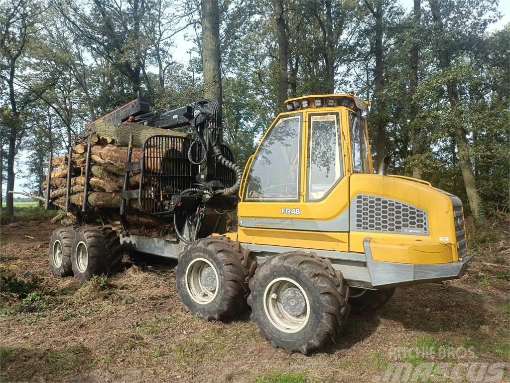 Sampo-Rosenlew FR48 Tomruk yükleyici traktörler