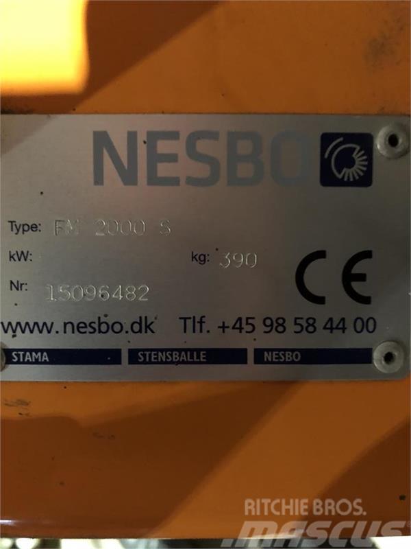 Nesbo FM2000S / Overglemt fejemaskine, ALDRIG brugt Diger tarim makinalari