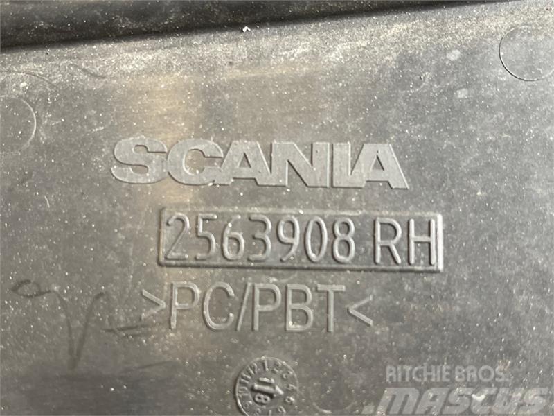 Scania  COVER 2563908 Saseler