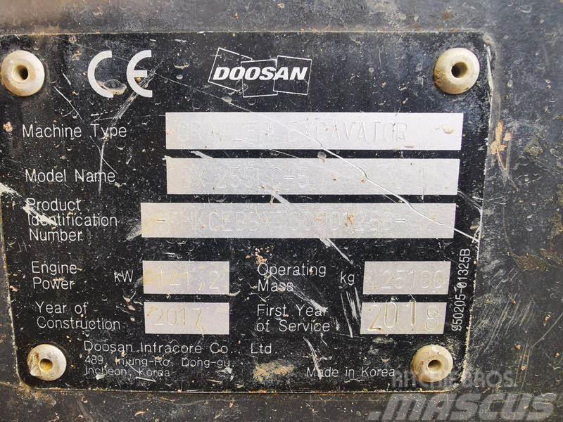 Doosan DX 255 NLC 5 Paletli ekskavatörler