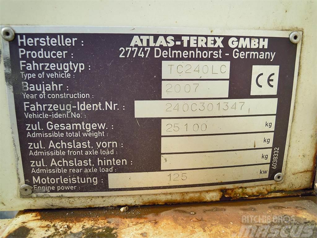 Terex TC240LC Paletli ekskavatörler