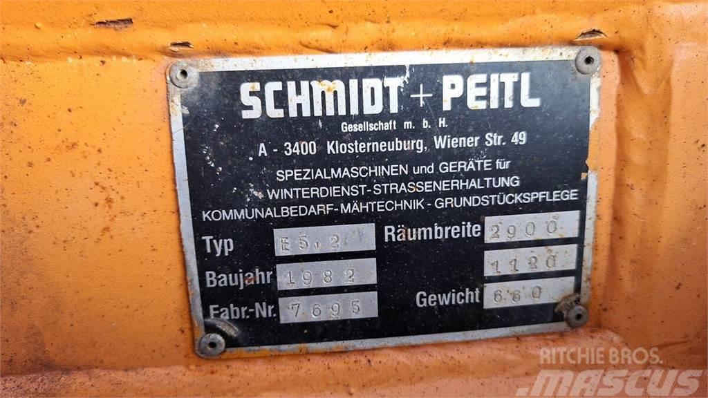 Schmidt Schneepflug E5.2 Diger kar ve yol makinalari