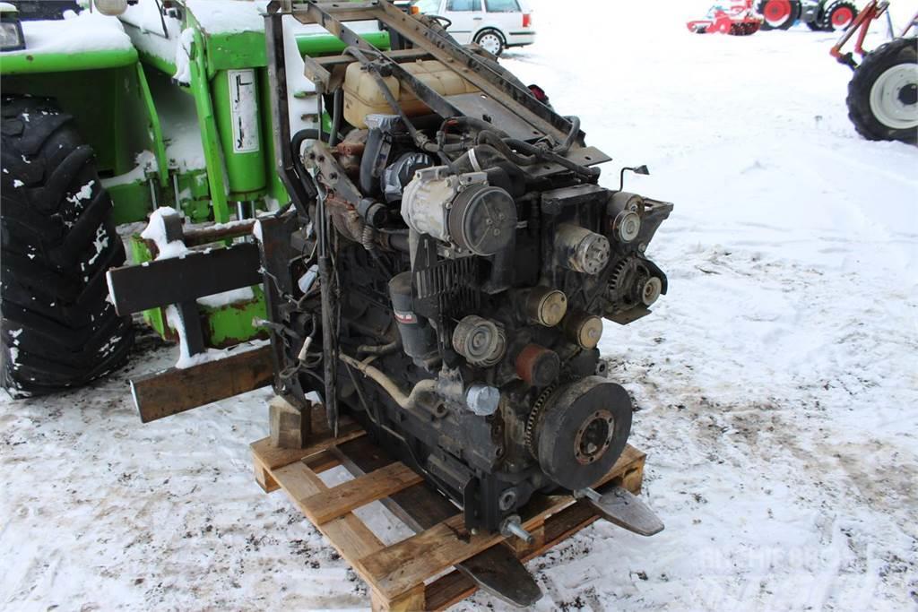 Steyr CVT 6225 Motor Diger traktör aksesuarlari