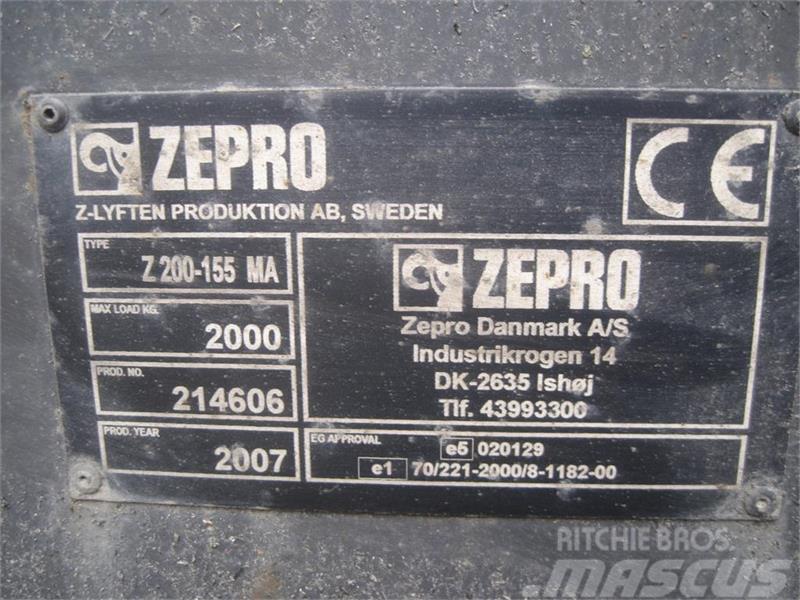  - - -  Zepro Z lift Rampalar