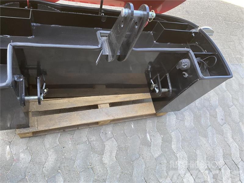 Case IH Frontvægtklods 1000 kg med lys Ön ağırlıklar