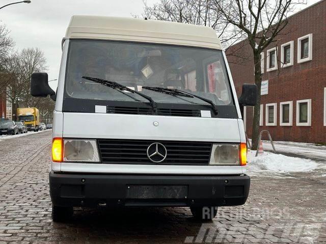 Mercedes-Benz 100 D / 9 Sitzer / Diesel Minibüsler