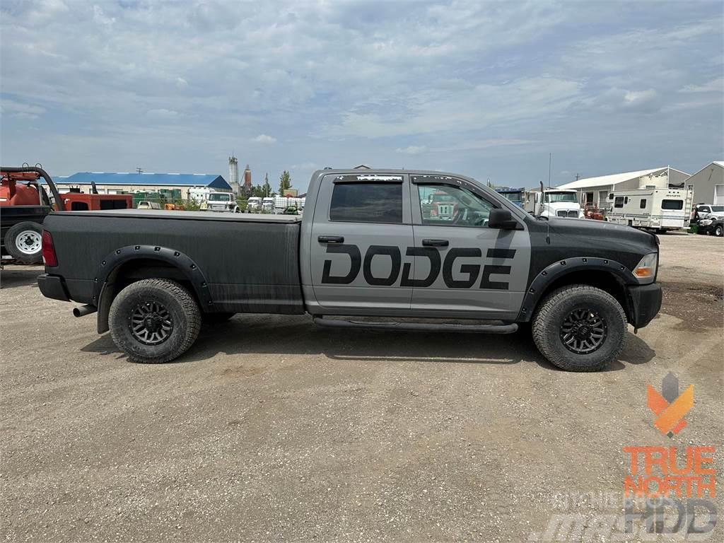 Dodge Ram 2500 Flatbed kamyonlar