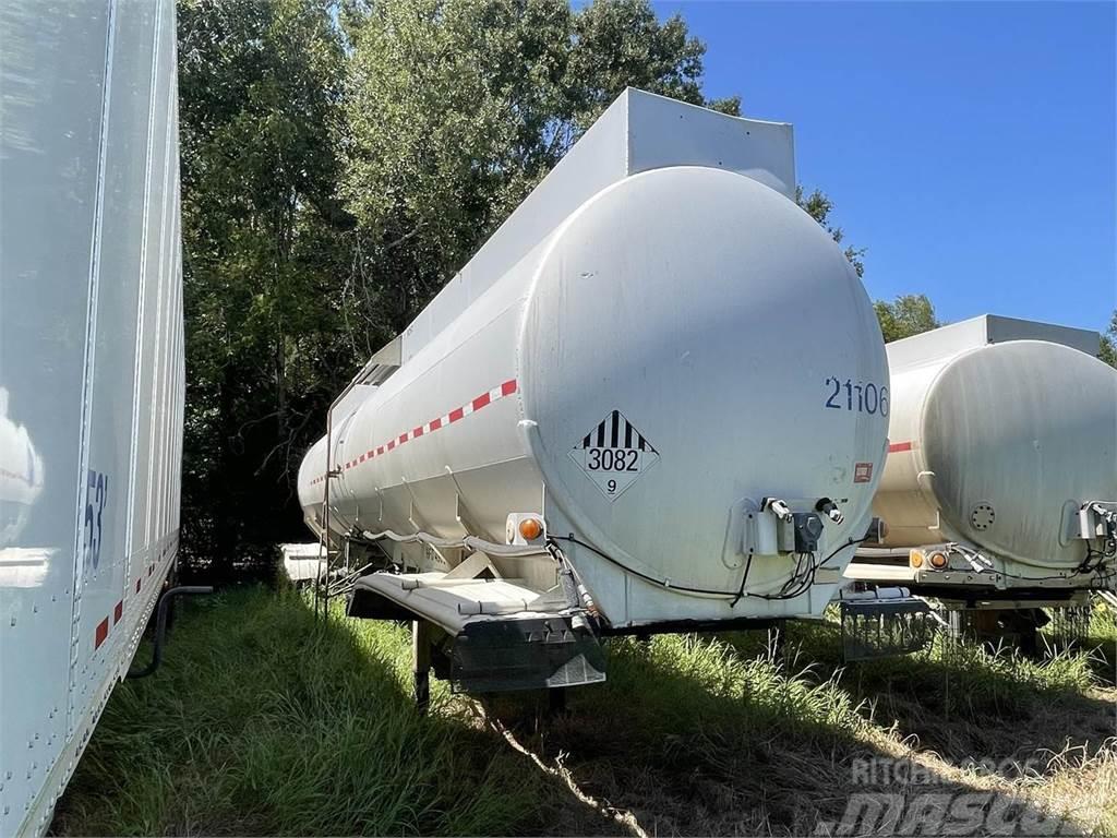 Fruehauf NON CODE 9000 GALLONS SINGLE COMPARTMENT Tankerler