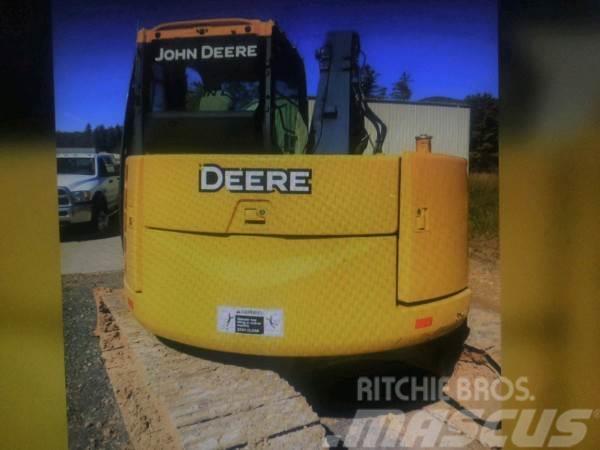 John Deere 75D Paletli ekskavatörler