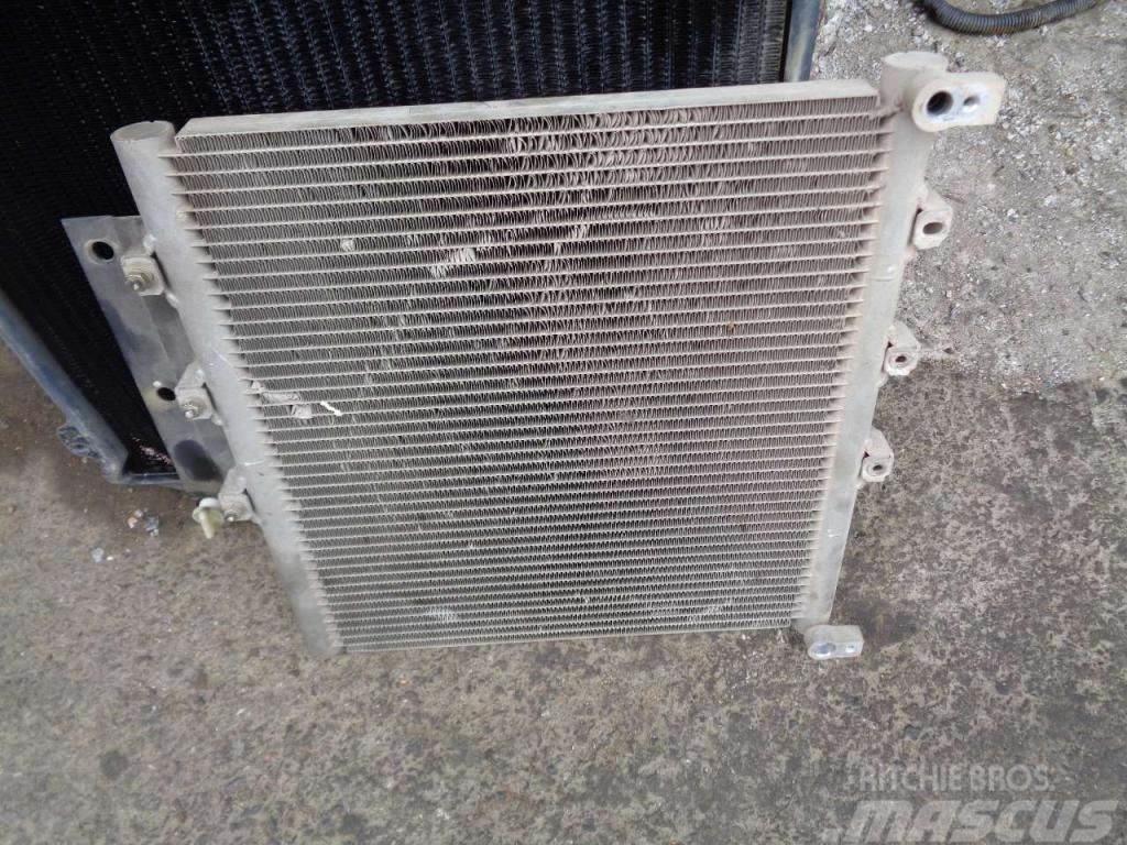 New Holland Air conditioning radiator Kabin